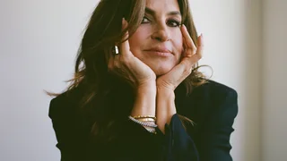 Mariska Hargitay to Host the Emmys
