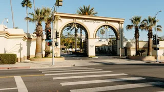 States Prepare Lawsuit to Block Paramount’s Merger With Warner Bros.