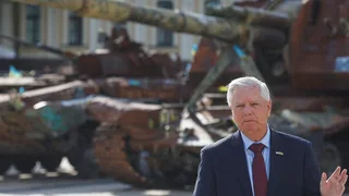 Lindsey Graham’s Death Leaves Fate of Russia Sanctions Bill Uncertain