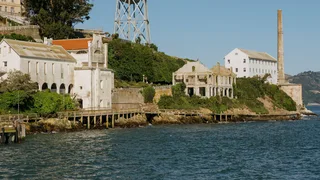 One Dead and Three Missing in San Francisco Bay After Boat Capsizes Near Alcatraz
