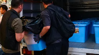 Hong Kong Police Raid Independent Bookstores and Arrest 5