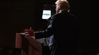 Officials probe whether White House teleprompter operator profited off Trump's words