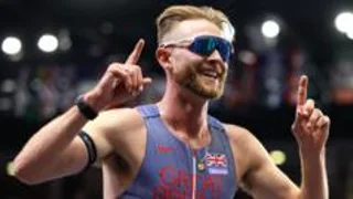 Speed suits & altitude rooms - how Kerr plans to beat mile world record