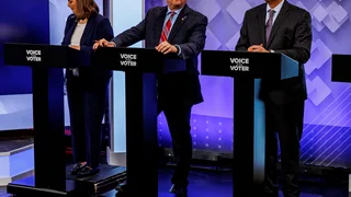 In Maine Senate Race, Democrats Go From Chaos to Coronation