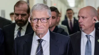 Epstein met with Bill Gates and foundation leaders around 30 times, report finds