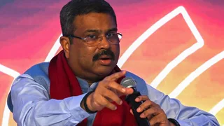 India’s Education Minister Steps Down, Handing Win to Protesters