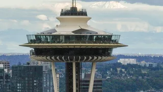 Seattle Police Search for 2 Men Who Parachuted From the Space Needle