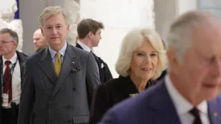 The King's top aide steps down after 20 years of 'tireless' service