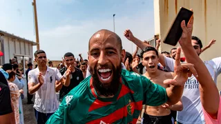 Thousands of migrants enter Spanish enclave from Morocco