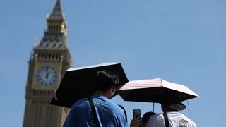 Is another heatwave heading for the UK? This is what forecasters say