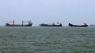 Iran Insists Strait of Hormuz Will Stay Closed Until Trump Agrees to Demands