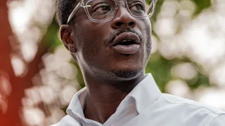 Center-Left Candidate Defeats Socialist in Wisconsin’s Governor Primary
