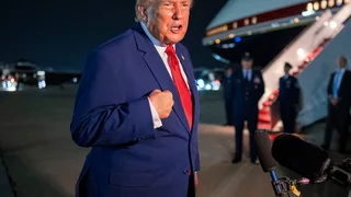 Trump Says Secret Service Ordered Air Force One Swap