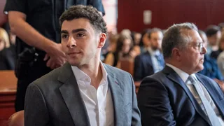 Luigi Mangione 'expected to plead guilty' over killing of healthcare boss