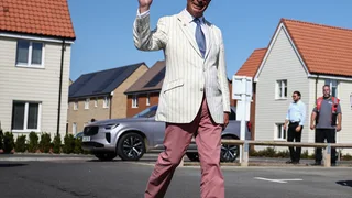Britain’s Farage Takes a Page From Trump’s Playbook Amid Investigations