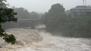 Hurricane Lala lashes Hawaii - with 89,000 losing power