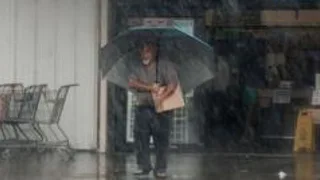 Hurricane Lala lashes Hawaii with strong winds and torrential rain