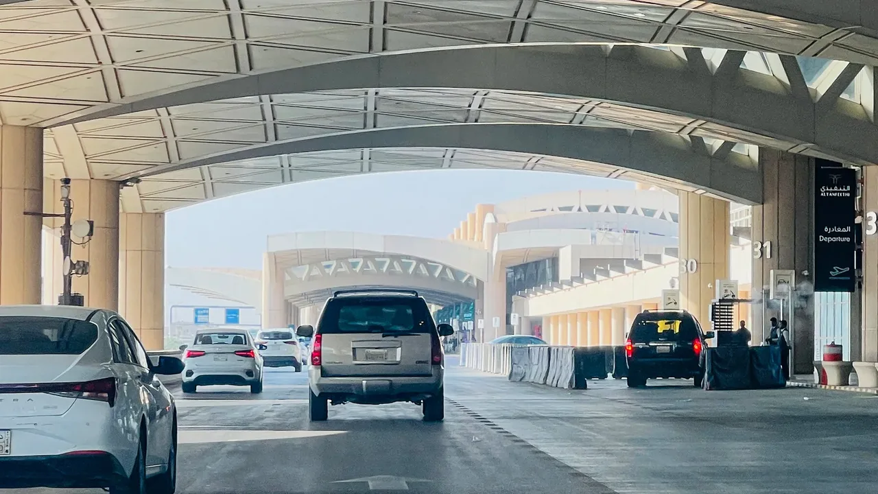 Saudi Arabia’s Riyadh Airport Attacked Again, After Days of Houthi Strikes