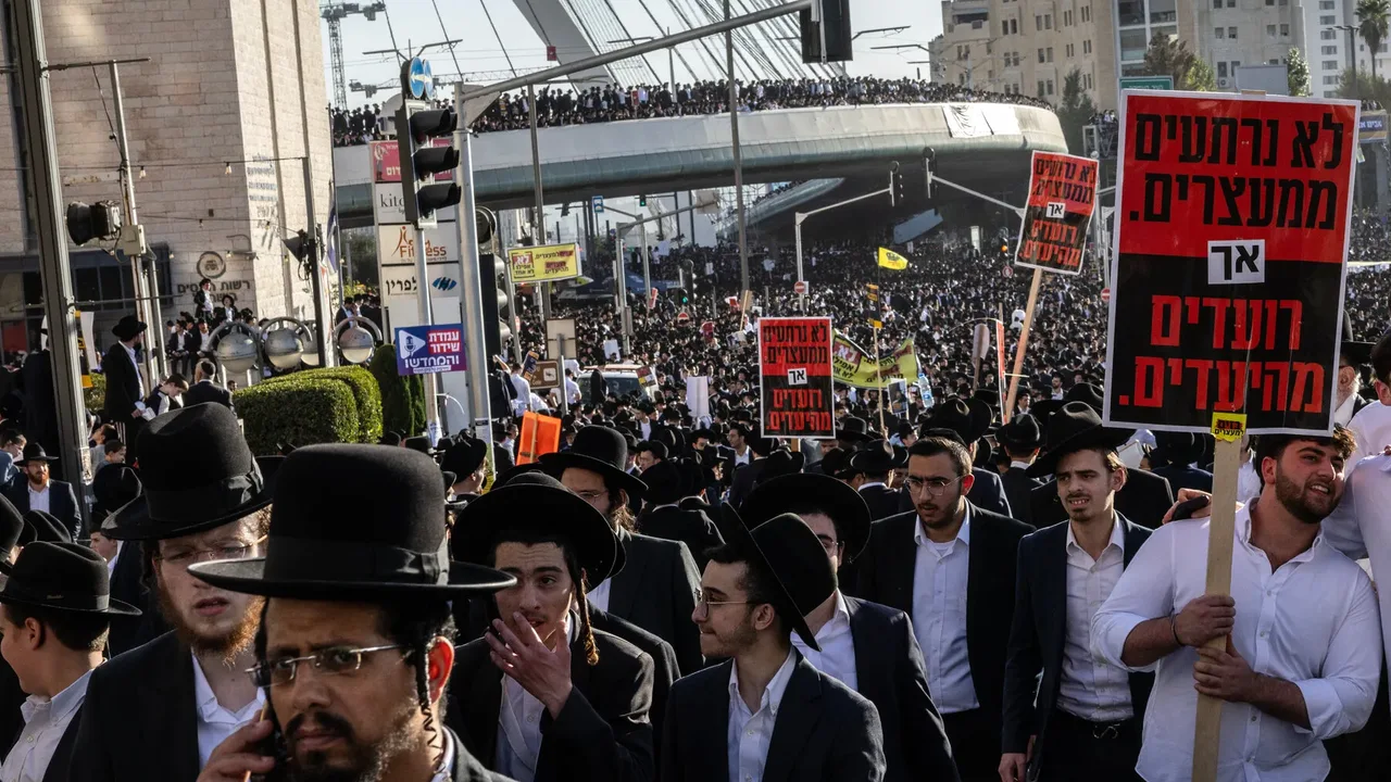 The Key Election Issues Dividing Israelis as They Vote