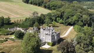 Mark Zuckerberg Buys an Irish Castle