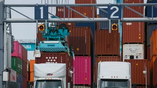 Diesel Price Nears Record High, Helping Oil Companies and Hurting Consumers
