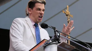 Milo Yiannopoulos, far-right critic of U.S. immigration, is deported from U.S.
