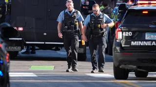 2 People Are Killed and 2 Officers Are Hurt in Minneapolis Shooting
