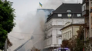 Trump says US envoys will bring 'proposal to end war' to Moscow and Kyiv