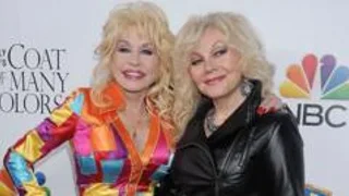 Dolly Parton's sister pleads for end to 'AI garbage' posts after singer's death
