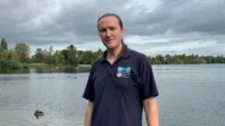 Hot summer helps group clear 'buckets' of lake litter