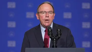 Wisconsin congressman survives emergency plane landing, swims to safety