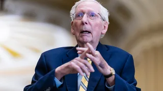 Mitch McConnell returns to Senate after fall that led to an extended medical absence