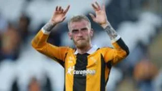 McBurnie & seven uncapped names in Scotland squad