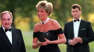Buckingham Palace hits back over claims made in Earl Spencer book