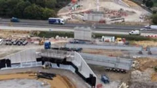 'Trailblazing' moment as modular bridge takes shape