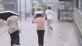 Typhoon Dujuan tracking close to Tokyo triggers rare evacuation alert