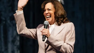 Many Democrats Are Avoiding Kamala Harris. Abdul El-Sayed Is Welcoming Her.