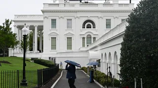 Judge considers restoring journalists' access to White House after Trump's ban