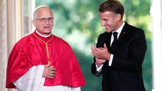 Pope Leo warns a 'paradise of machines' could undermine humanity on his France visit