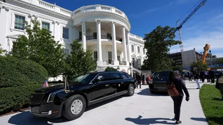CNN left off Air Force One for Trump's upcoming trip, White House signals in new media restriction