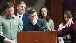 Renee Good’s Family Sues ICE Agent and Trump Officials Over Minnesota Killing