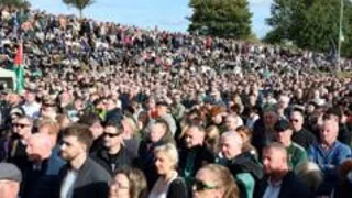 Huge crowds turn out in support of residents over Drumcree parade dispute