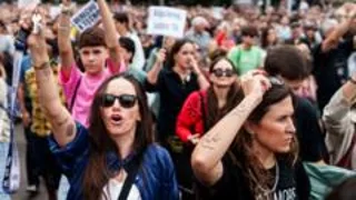 'Anger in the streets': Tens of thousands protest in Spain over housing crisis
