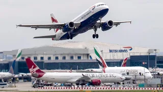 British Airways flight from London turns back after 27,000 feet drop
