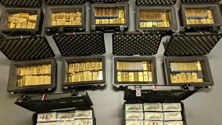 Former CIA official accused of stealing $40M in gold bars pleads guilty