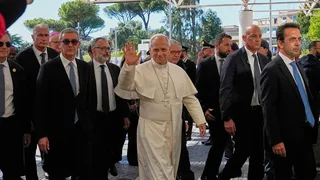 Pope Leo Prepares for Surgery to Remove Lung Nodule
