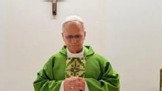 Pope pictured for first time since surgery and cancer diagnosis