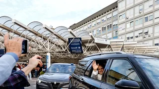 Vatican Says Pope Leo Will Leave Hospital on Saturday, Days After Lung Surgery