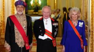 King praises Strait of Hormuz peace efforts at glittering banquet