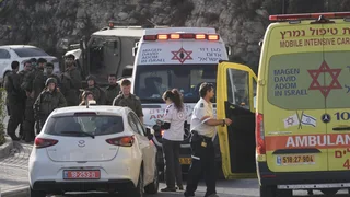Israel orders closure of West Bank after soldiers kill 2 men behind an alleged attack